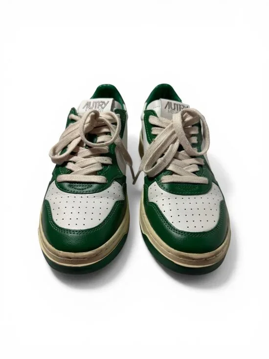 AUTRY Medalist Low Two-Tone Leather Sneakers in Green/White Size 40 - Picture 4 of 11